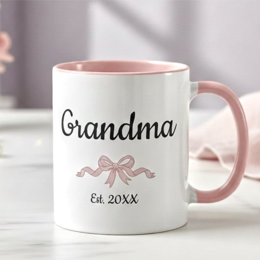 Simple Script Pink Girl Bow Grandma Est. Year Tasse