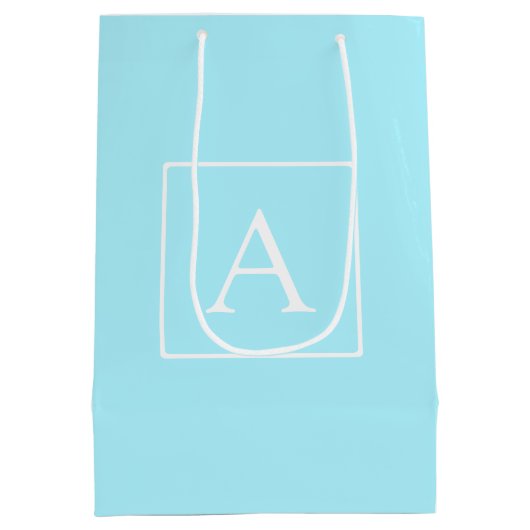 Simple Sky Blue Monogram Mittlere Geschenktüte (Rückseite)