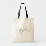 Simple Stylish Script Bridesmaid Personalized Name Tragetasche<br><div class="desc">This stylish and minimalist tote bag features "maid of honor" in a modern hand-lettered style script. Personalize the name using the template field.</div>