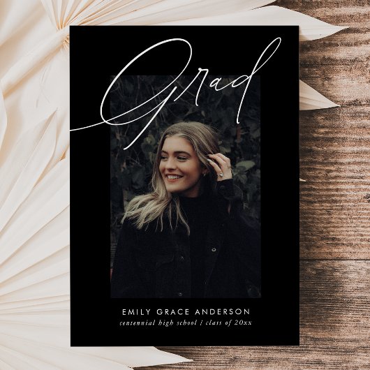 Simple Trendy Calligraphy Drei Foto Abschluss Einladung