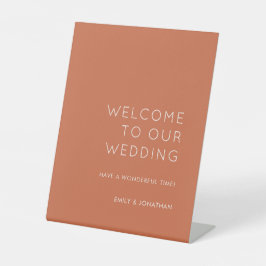 Simple Typograophy Terracotta Herzlich willkommen  Sockelschild