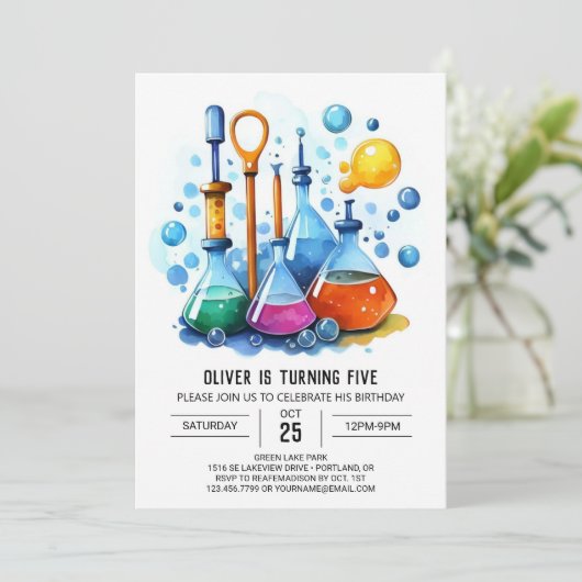 Simple Whimsy Flask Experiment Scientist zum Gebur Einladung (Stehend Vorderseite)