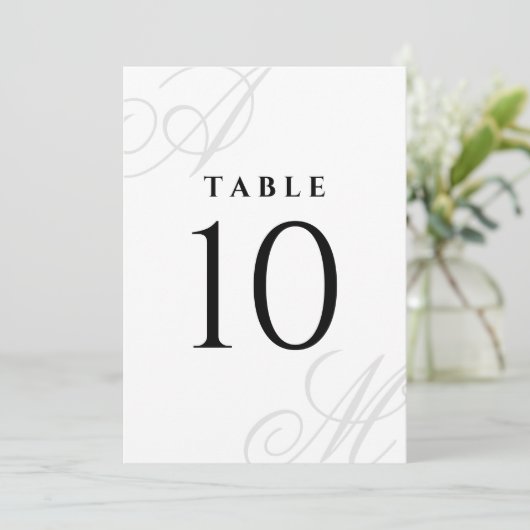 Simple White Elegant Monogram Table Numbers (Stehend Vorderseite)