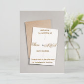Simple White & Gold Wedding Invitation Einladung (Stehend Vorderseite)