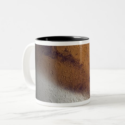 Simulierte Sicht auf die Mars Zweifarbige Tasse (Vorderseite Links)
