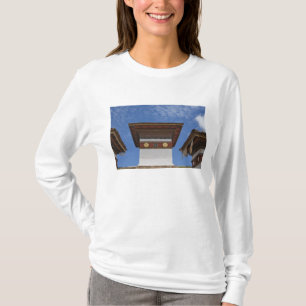 Sindokha Dzong, Dochu-La-Pass T-Shirt