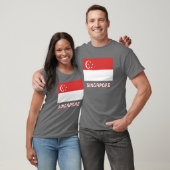 Singapur-Flagge mit Namen T-Shirt (Unisex)