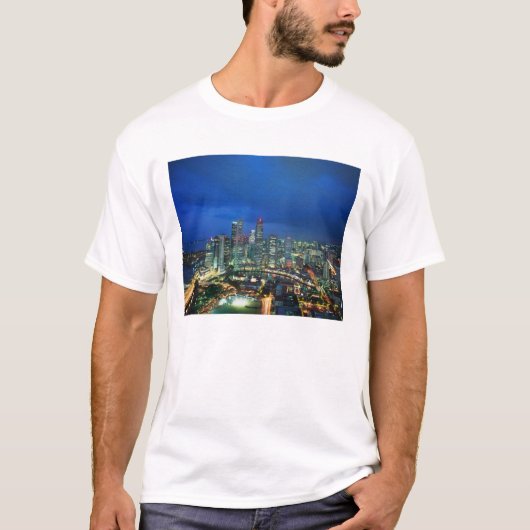 Singapur Skyline nachts, Singapur T-Shirt (Vorderseite)