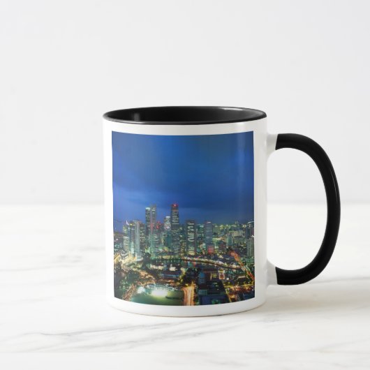 Singapur Skyline nachts, Singapur Tasse (Rechts)