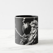 Singender Vogel Zweifarbige Tasse (Mittel)