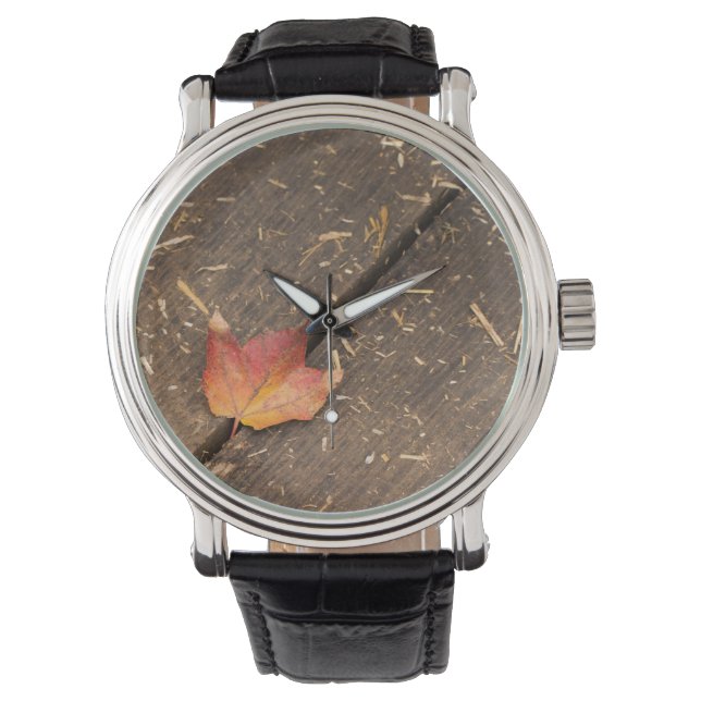 Single Ahornleaf im Fall Armbanduhr (Vorderseite)