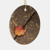 Single Ahornleaf im Fall Keramikornament (Rechts)