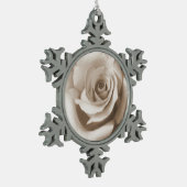 Single Graceful Rose Schneeflocken Zinn-Ornament (Links)