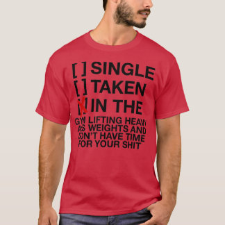 Single in der Gym Fitness Gym Crossfit genommen T-Shirt