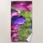 Single Lila Tulip Strandtuch (Vorderseite)