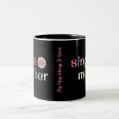 SINGLE MUTTER in fett farbiger Schriftzeichen Zweifarbige Tasse (Mittel)