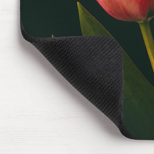 Single Red Tulip Mousepad (Ecke)