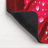 Single-Rote Rose im Rain Mouse Pad Mousepad (Ecke)