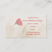 Single Roter Mohn auf einem grasbewachsenen Feld Visitenkarte (Rückseite)