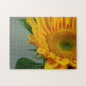 Single Sonnenblume gegen blasses Hintergrund Puzzle (Horizontal)