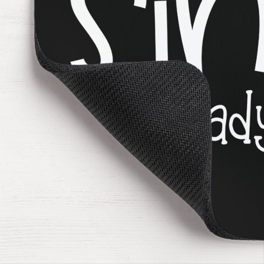 Single und Vorbereitung auf den Steinwurf | Mousep Mousepad (Ecke)