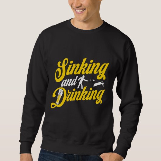 Sinking and Drinking Cornhole Sweatshirt (Vorderseite)