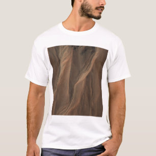 Sinkkasten am Rand des Hale Kraters, Mars T-Shirt