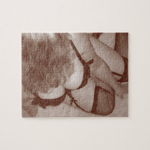 Sinnliche Frau in der Wäsche, reife natürliche Puzzle