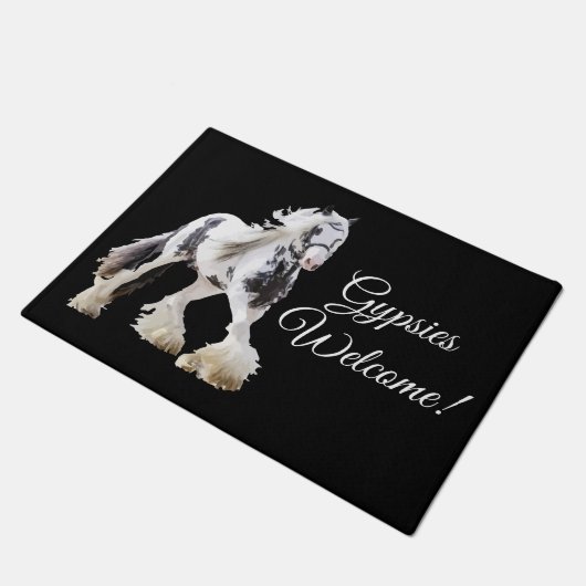 Sinti und Roma Mare Stallion Fußmatte (Schrägansicht)