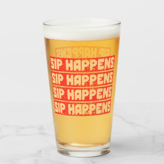 SIP HAPPENS – Funny Beer Glass Glas (Vorne (Gefüllt))
