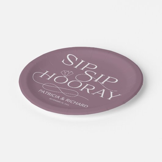 Sip-Sip-Hooray-Engagement Partei Lila Pappteller (Schrägansicht)
