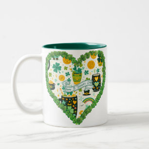 Sip some Luck: Herzgestalterische St Patrick's Day Zweifarbige Tasse