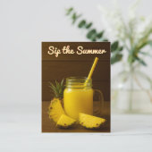 Sip the Summer - Ananas Juice Postkarte (Stehend Vorderseite)