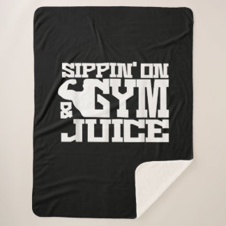 Sippin on Gym Juice - Mens Workout Shirts Funny Sherpadecke