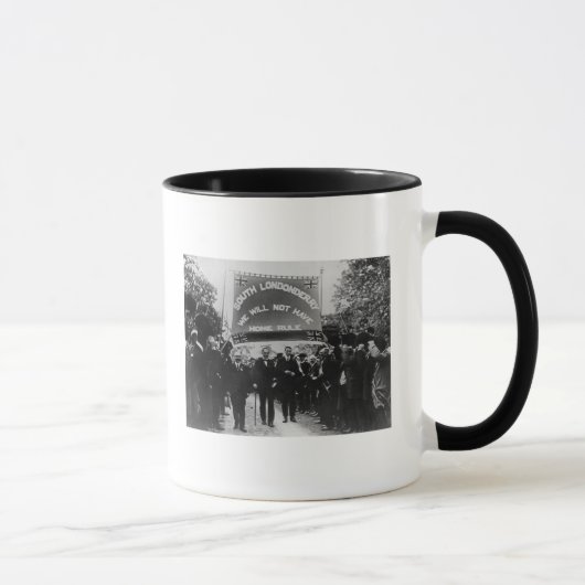 Sir Edward Carson Tasse (Rechts)