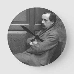 Sir James Matthew Barrie (1860-1937) (b/w Foto) Runde Wanduhr