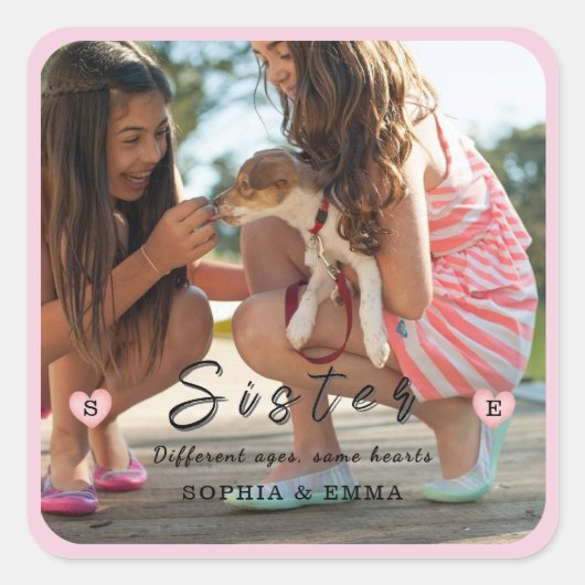 Sisters Foto Collage - Verschiedenes Alter, gleich Quadratischer Aufkleber (Vorderseite)