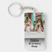 Sisters Photo Collage with Names, Best Therapy Schlüsselanhänger (Vorderseite)