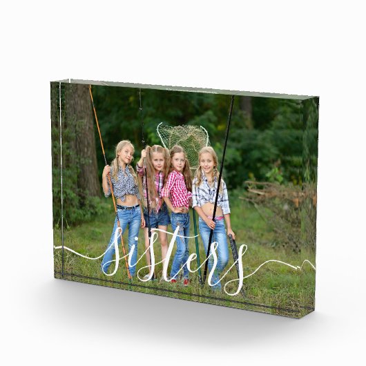 Sisters White Script Overlay Custom Fotoblock (Rechts)