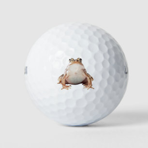 Sitzen der braunen Kappe Golfball