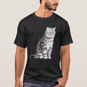 Sitzen der britischen Kurzhaarkatze T-Shirt