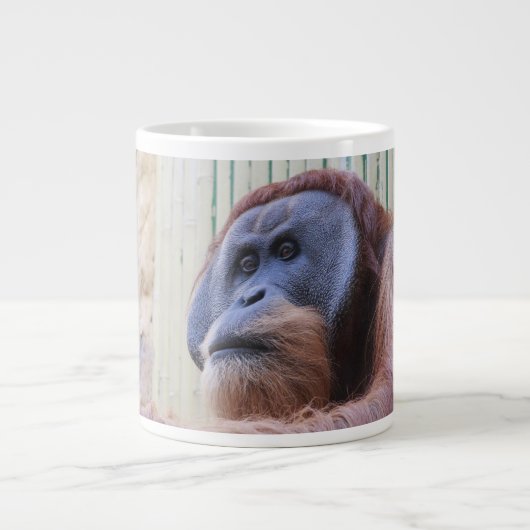 Sitzen Orang Utan Jumbo-Tasse (Vorderseite)