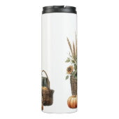 SITZENDE FRAU MIT EINER HAT & FALL-PUMPKINE THERMOSBECHER (Rückseite)