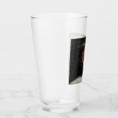 Sitzende Menschen verloren in Gedanken an den Tisc Glas (Rechts)