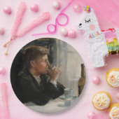 Sitzende Menschen verloren in Gedanken an den Tisc Pappteller (Party)