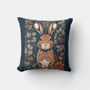 Sitzendes braunes Kaninchen Vintage Floral Kissen