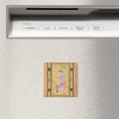 Sitzendes Mädchen, das sich die Haare in Klingeln Magnet (In Situ (Geschirrspüler))