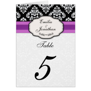 Sitznummer am Damast mit Lila