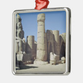 Sitzstatue von Ramesses II Silbernes Ornament (Links)