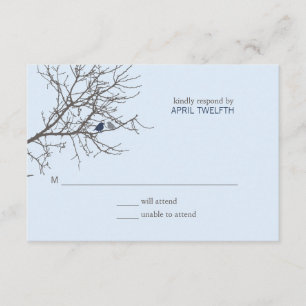 Sitzung in einer Tree-Hochzeitsreaktion RSVP Karte